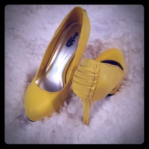 Charlotte russe heels